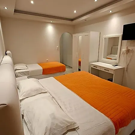 Hotel Sagterra 2*